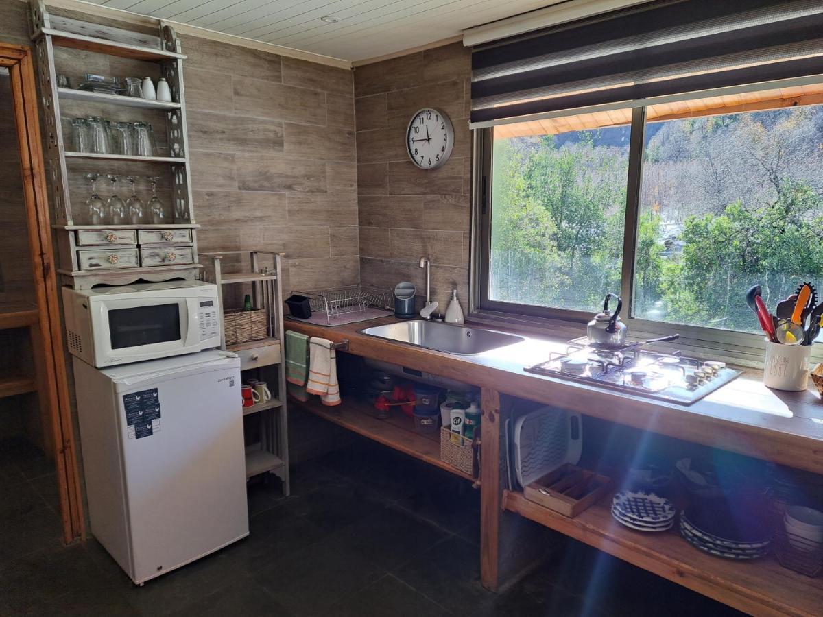 Villa Refugio Del Salto -Radal 7 Tazas à Molina  Extérieur photo